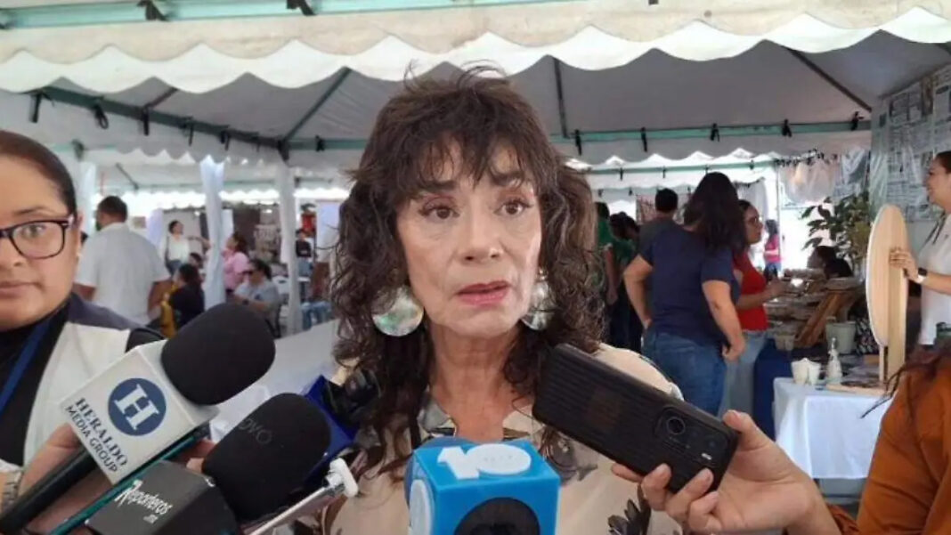 Rosaura Gastón Villa