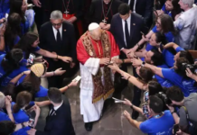Papa León XIV llama a ser “profetas de la paz” durante su visita a Barcelona