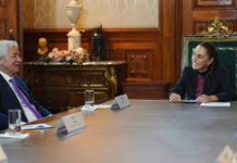 Claudia Sheinbaum recibe en Palacio Nacional al director del banco más valioso del mundo