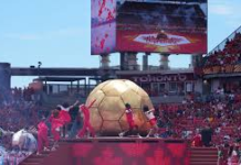 La Copa del Mundo se desinfla durante inauguración del Mundial 2026 en Canadá