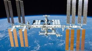 NASA ordena a sus astronautas prepararse para una posible evacuación de emergencia de la Estación Espacial Internacional
