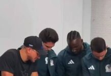 Seleccionados de Futbol regresa rolex regalados por un apostador