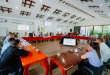Presidentas y presidentes municipales asisten a reuniòn de seguridad