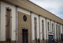 Campesinos exigen a diputados apoyo al campo Nayaritas