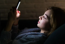 La adicción al celular puede afectar la autoestima y la percepción de la realidad
