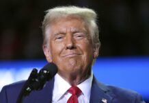 Presunto candente romance de Trump, extramarital cimbra los muros de la casa blanca