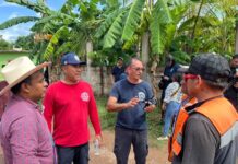 Gobierno del Estado atiende viviendas afectadas por el desbordamiento del río San Pedro en Rosamorada