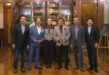 Sheinbaum recibe a Los Tigres del Norte en Palacio Nacional