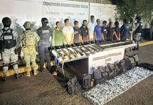 Detienen a nueve personas con armas y droga durante operativo en Rosario, Sinaloa