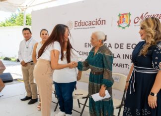 Beatriz Estrada fortalece la educación y capacitación con apoyos al ICATEN