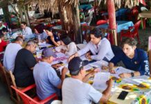 FONAY atiende en territorio a restauranteros afectados por el huracán Rachel