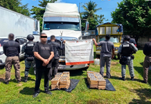 Decomisan más de 171 kilos de presunta cocaína ocultos en un camión en Chiapas